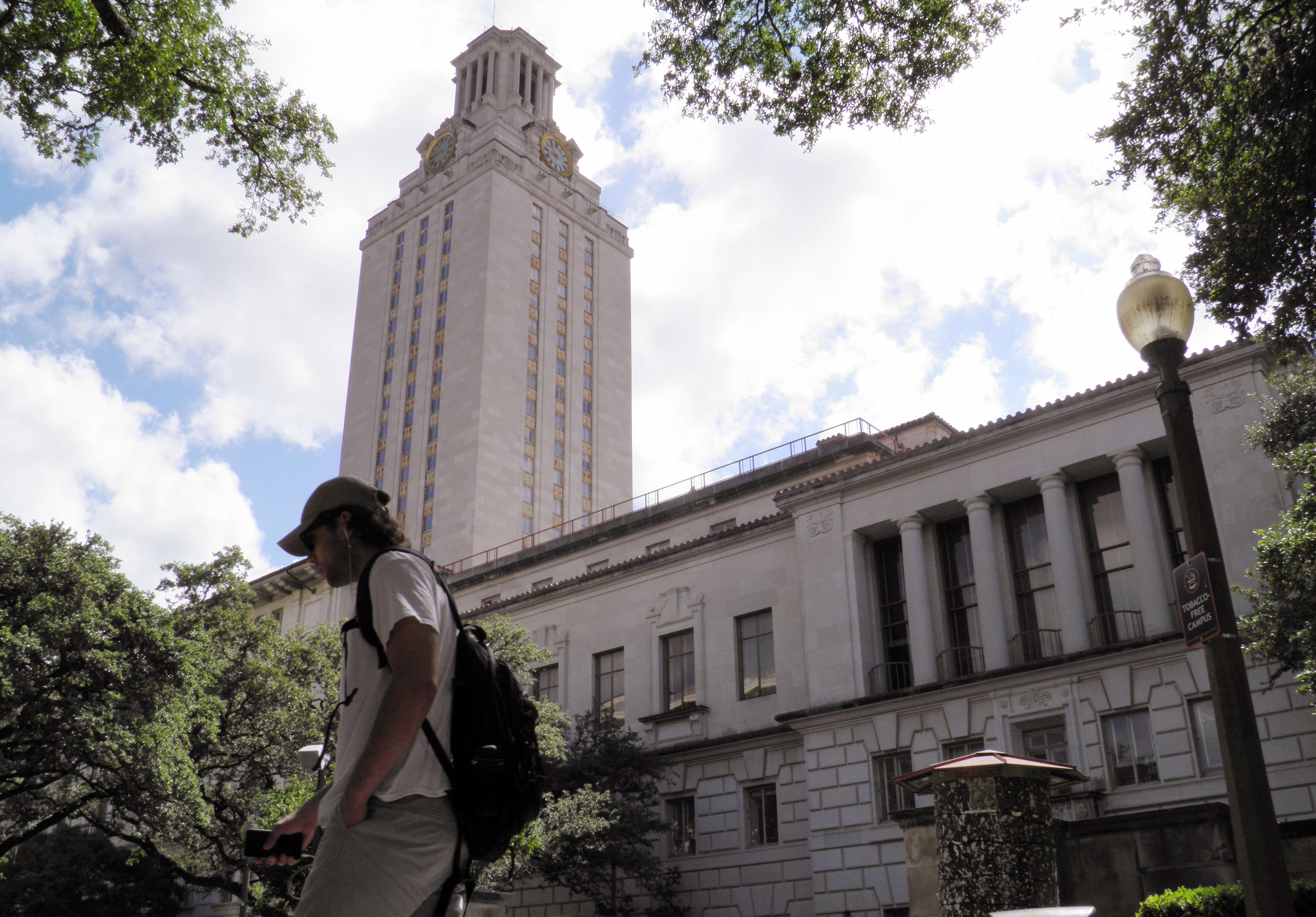 Free college applications begin Oct. 12 at Texas schools