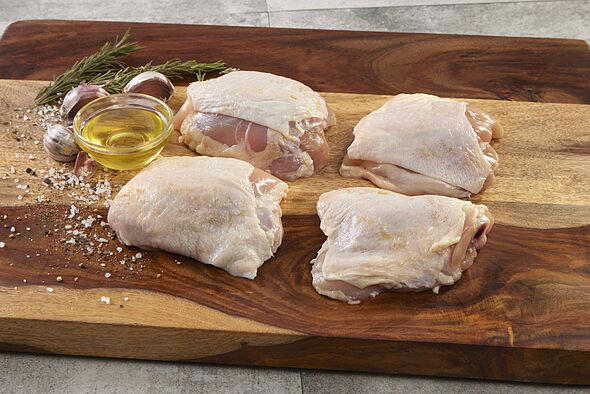 Nigella Lawson's 'beautifully tender' chicken traybake is perfect for ...