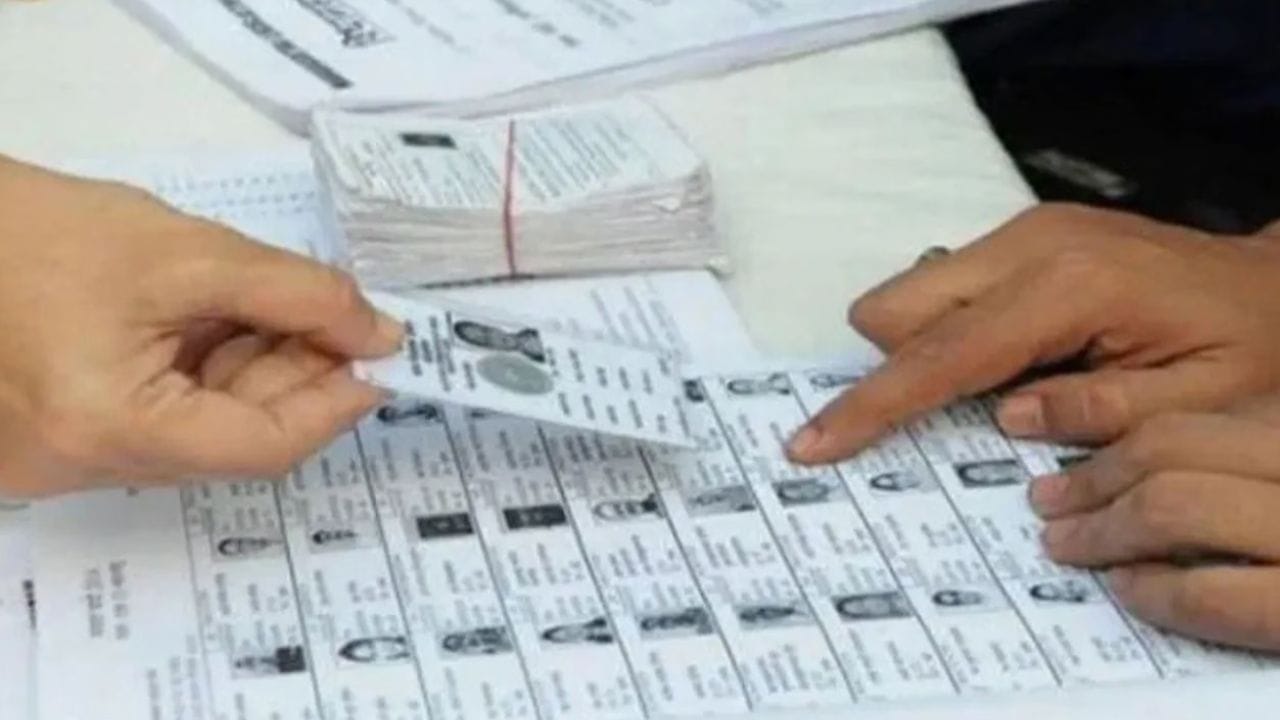 Voter list revision: ‘কোনও যোগ্য ভোটার বাদ যাবে না’, বার্তা দিয়ে SIR ...