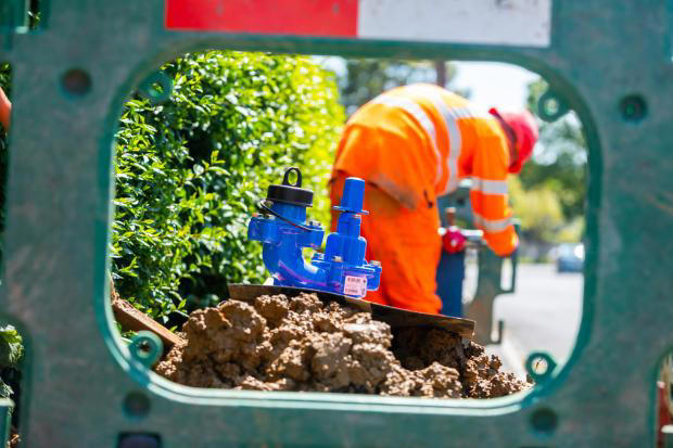 Southern Water trials fibreoptic technology to detect leaks faster in ...