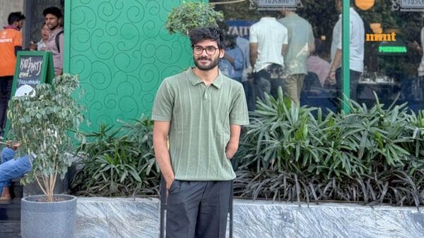 Born without a hand, Telangana techie bags Amazon job at ₹50 LPA: Meet ...
