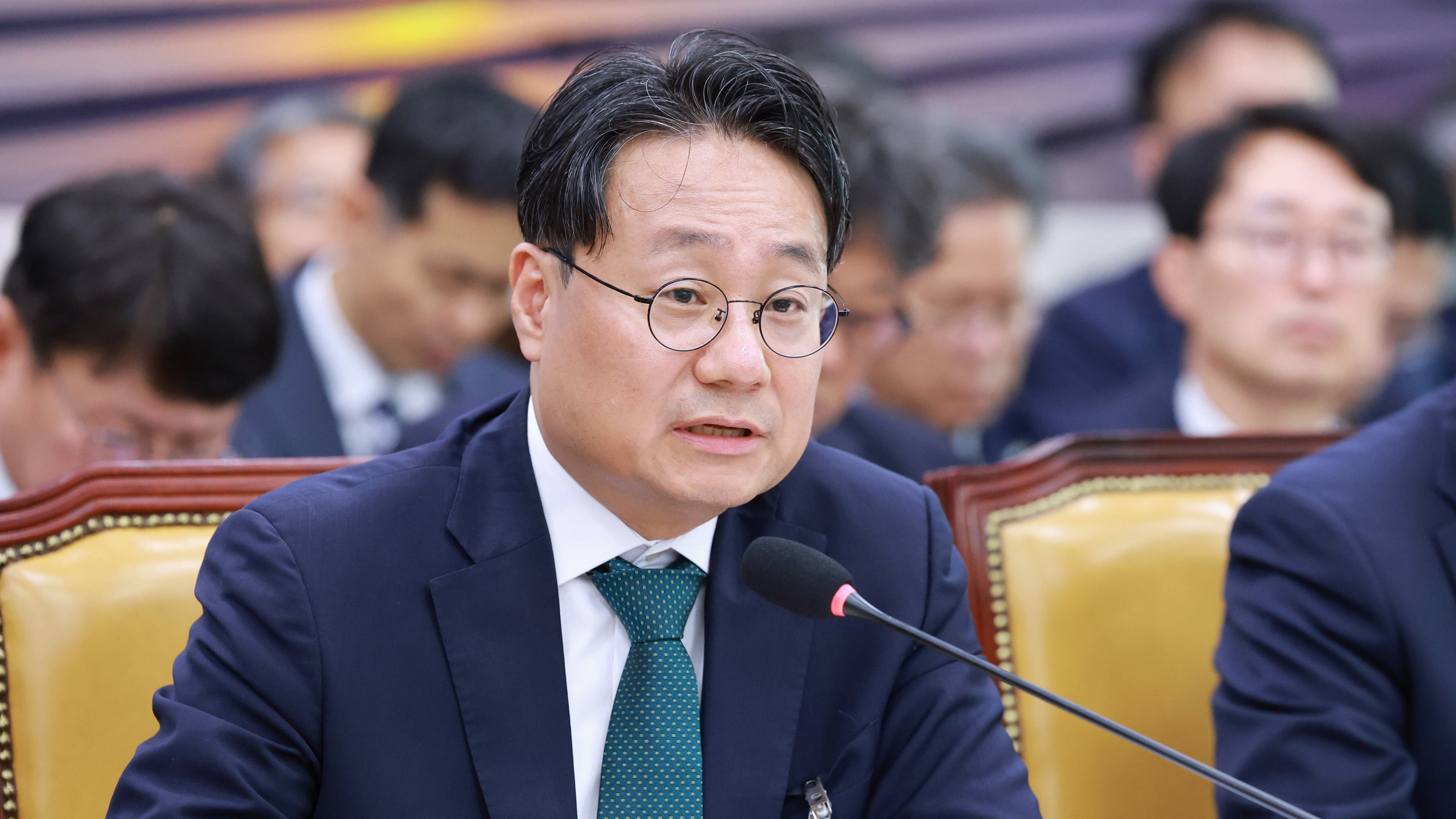 LH president Lee Seong-hoon warns of potential housing price plunge