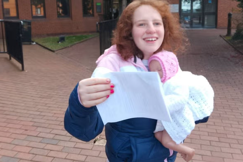 Lanarkshire mum's outrage as disabled daughter's sick note not enough ...