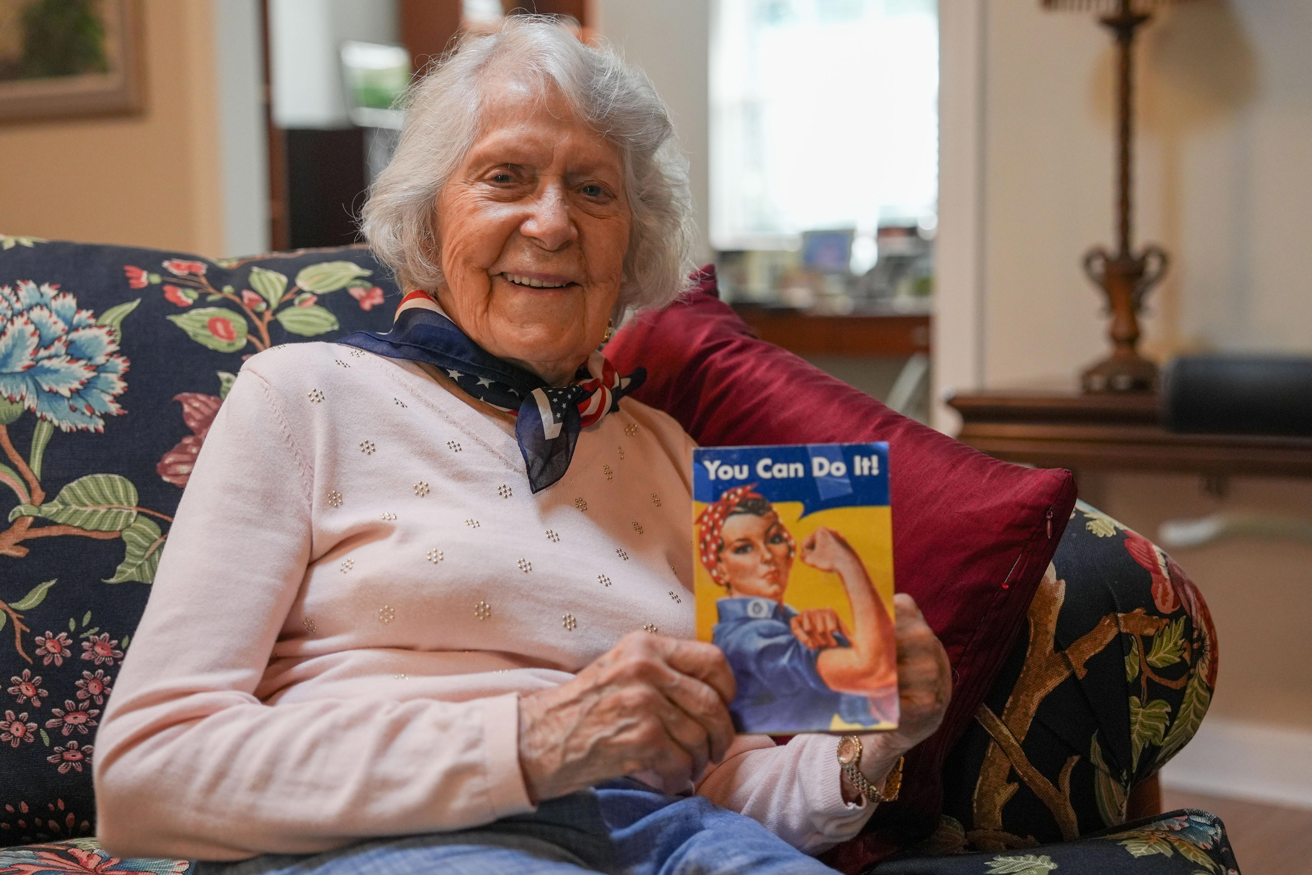 'We can do it': Tallahassee 101-year-old Rosie the Riveter still flexing