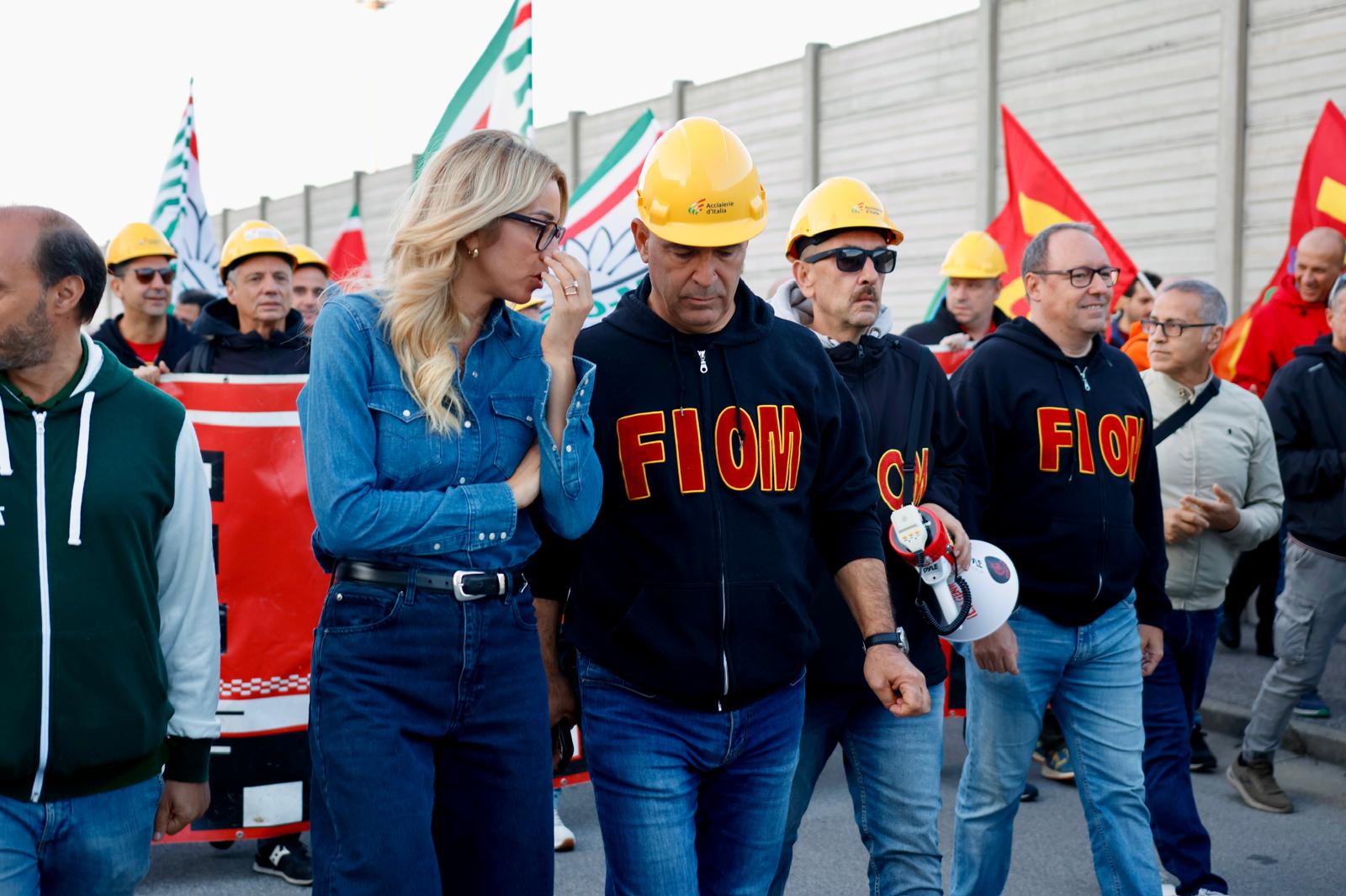 Ex Ilva, oggi lo sciopero. Bucci: 