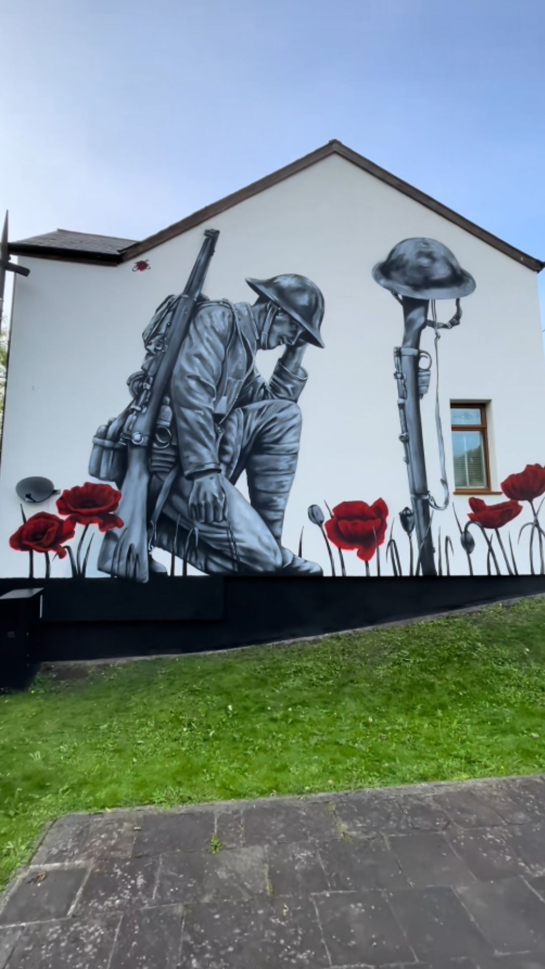 Abertillery memorial mural: Honoring the fallen through street art