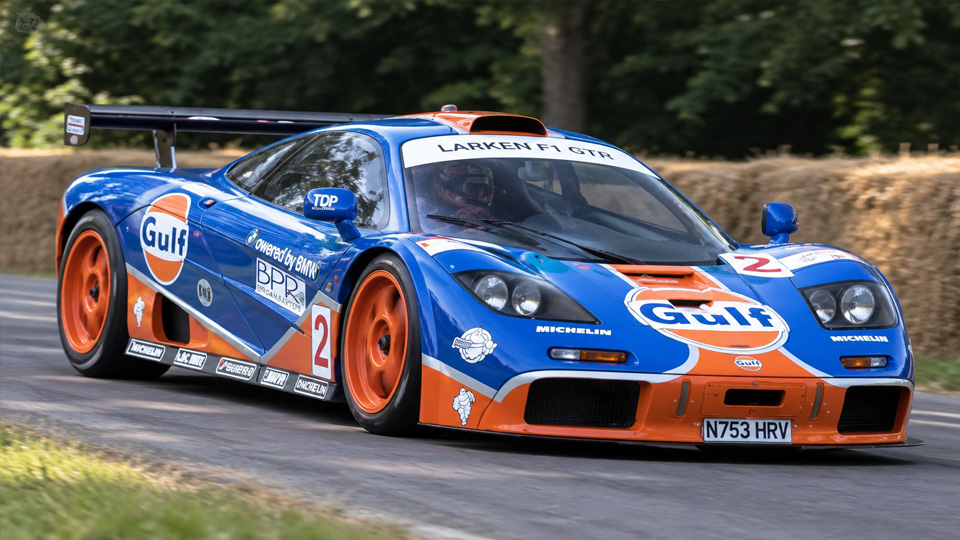 This Gulf McLaren F1 GTR screams to 9,000 RPM