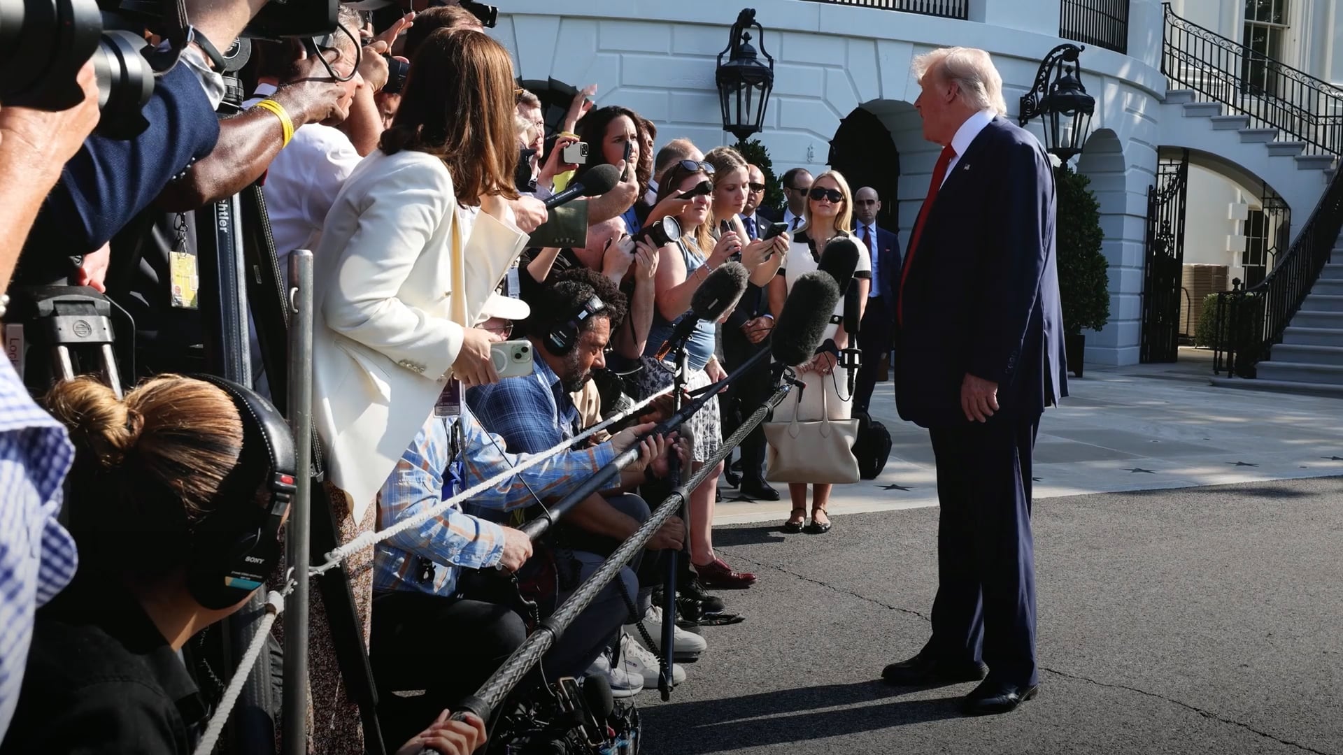 DOJ investigates TV networks over Trump pool coverage