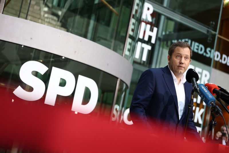 Germany's Social Democrats to re-elect full leadership after labour ...