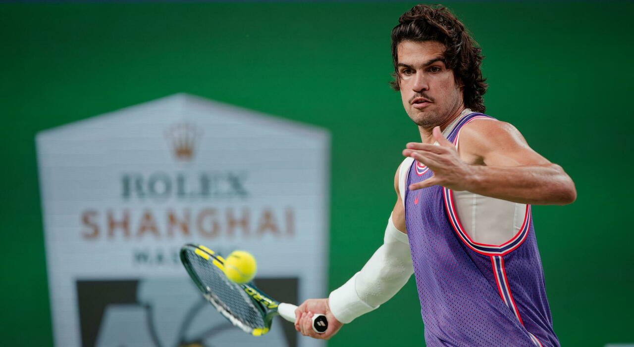 Alcaraz eliminato da Shanghai: spagnolo ko in due set. Adesso Zverev è ...