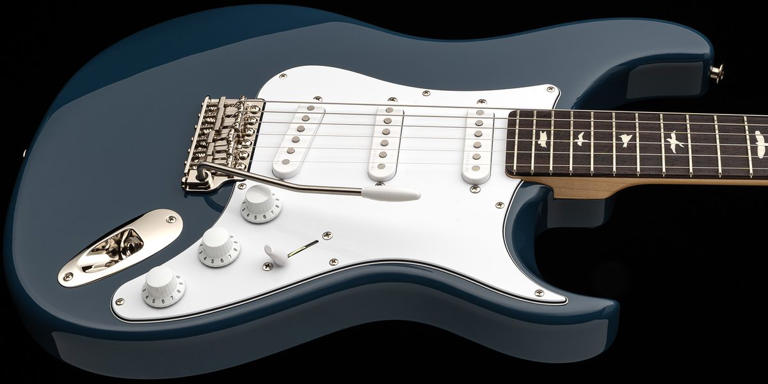 John Mayer’s PRS Silver Sky is getting defender paint because of course ...