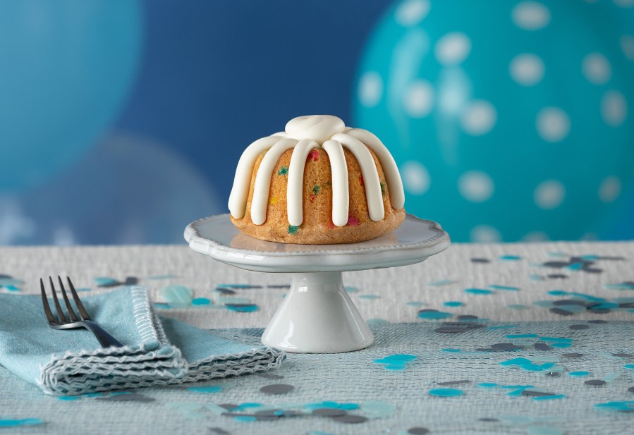 Nothing Bundt Cakes joining Town & Country