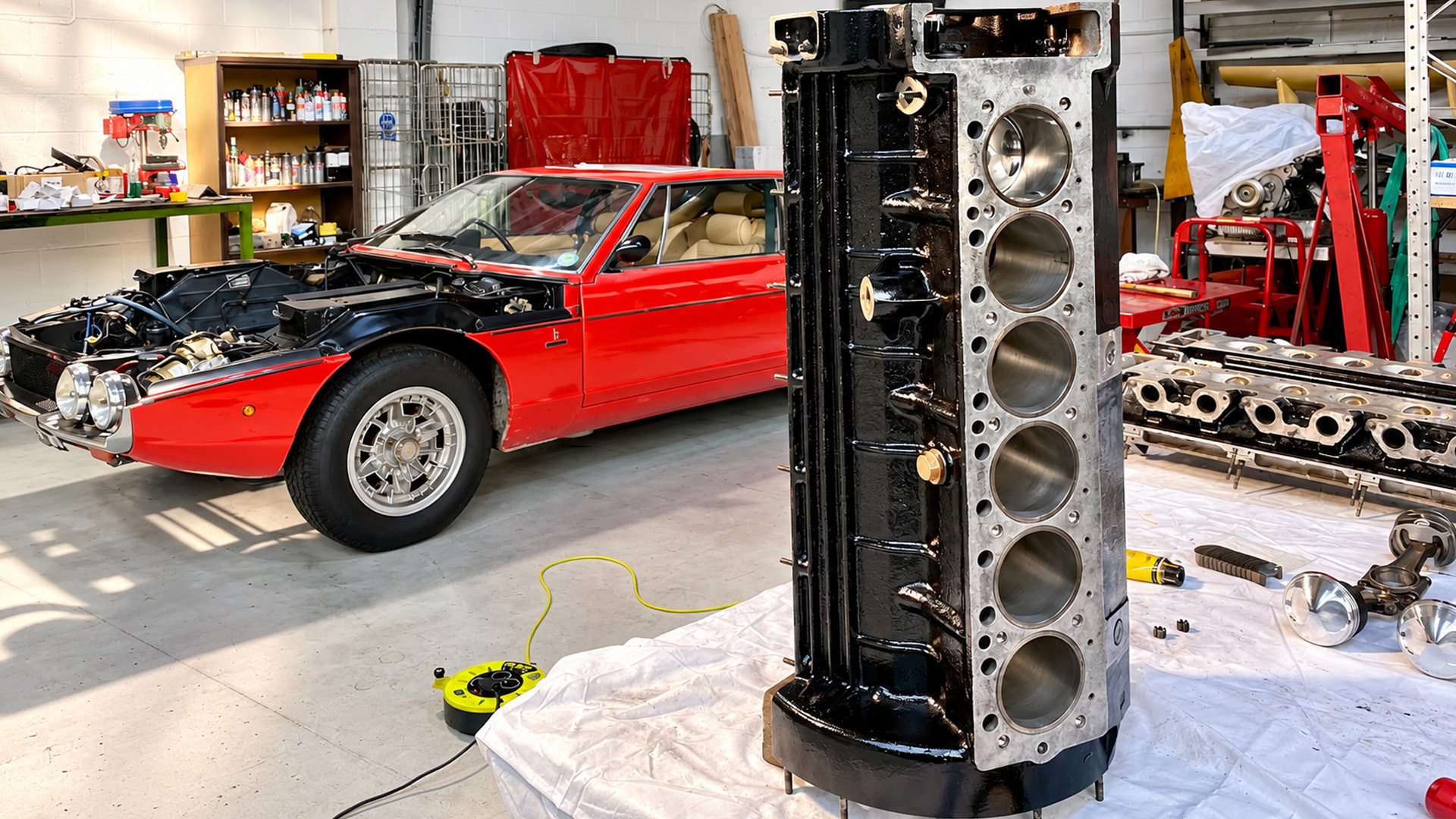 Lamborghini Espada V12 reassembly reveals its mechanical beauty