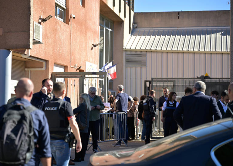 Pupil detained after suspected school shooting in France