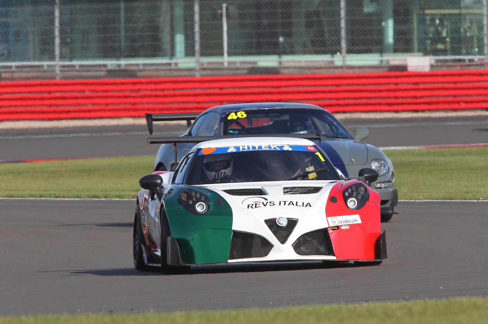 Cheshire cats de la Roche and Musgrave grin after Silverstone Historic ...