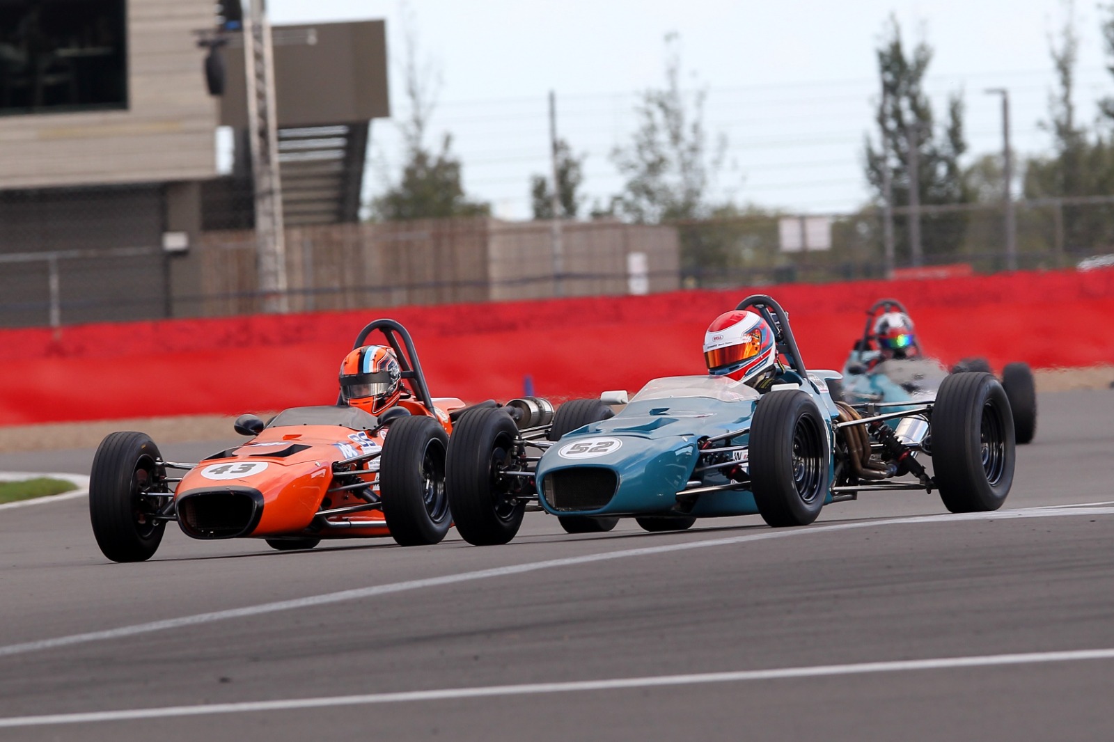 Cheshire cats de la Roche and Musgrave grin after Silverstone Historic ...