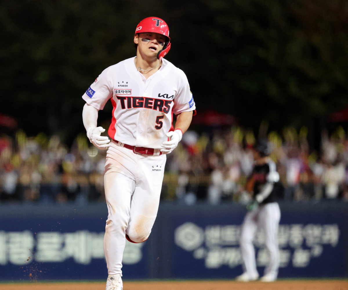 ‘김도영 역전 투런’ KIA, LG 누르고 준PO 직행…김도영 홈런왕, 레이예스 안타왕
