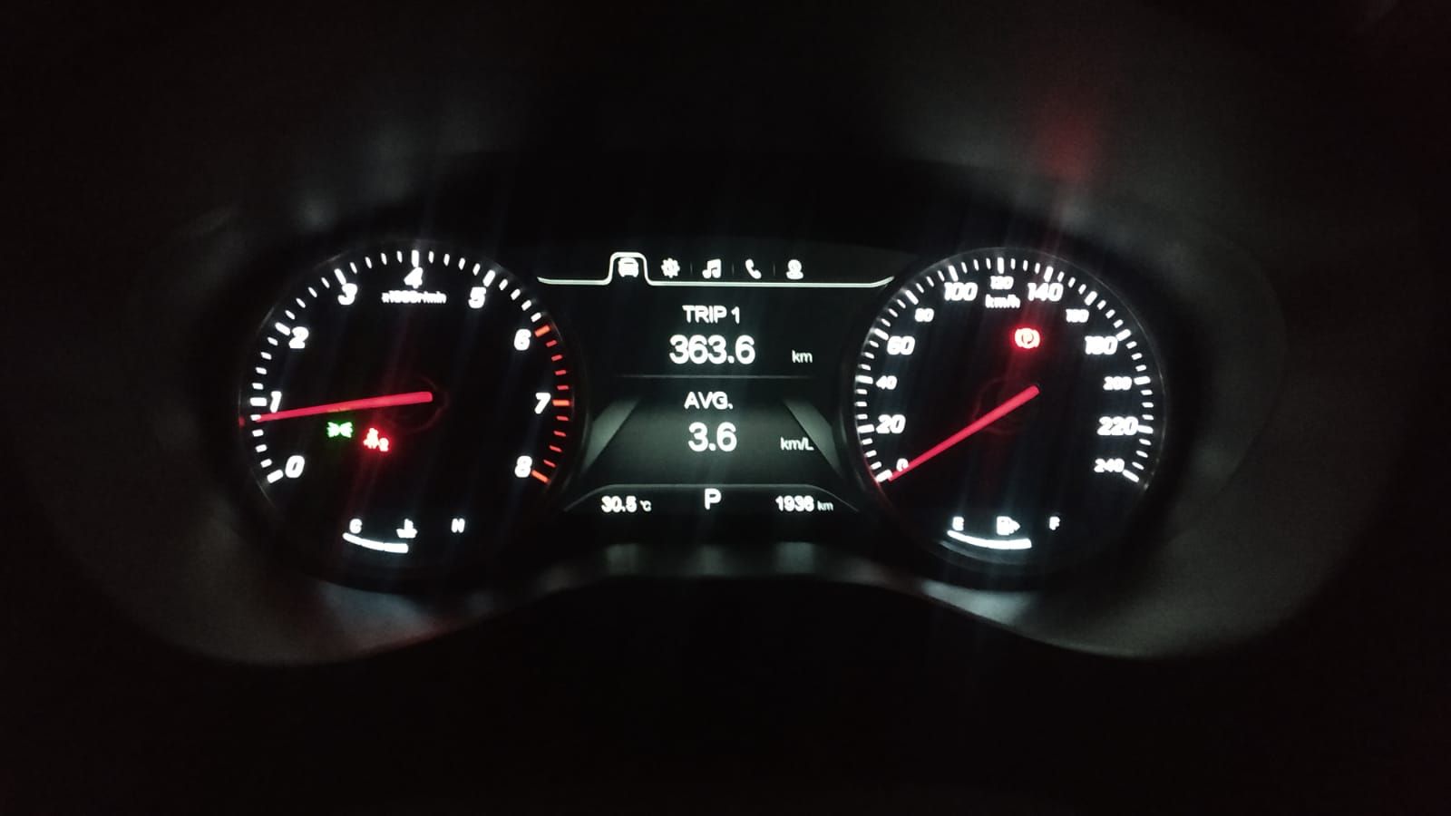 Ternyata ini dampak mesin mobil bekas dipanaskan terlalu lama