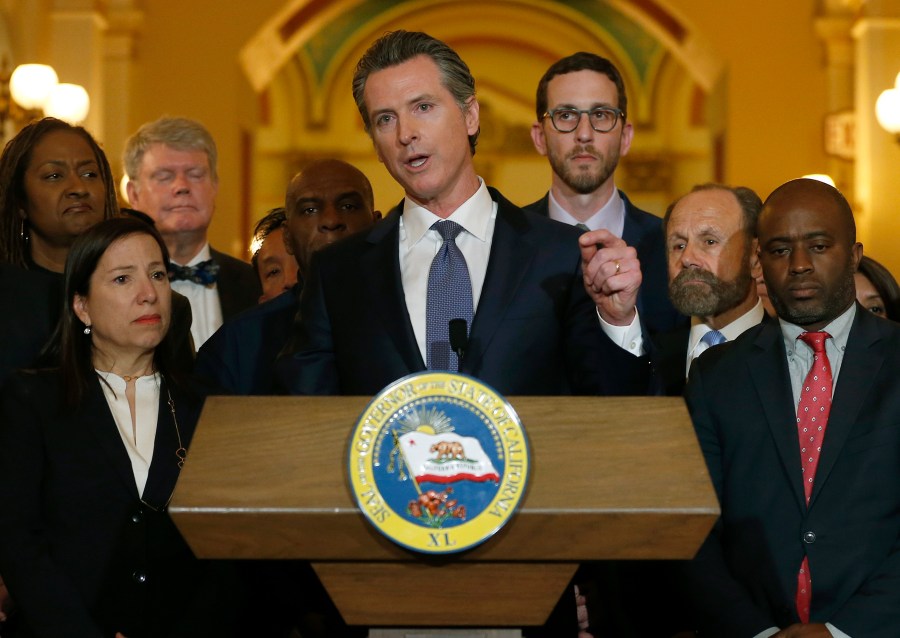Opinion: Gavin Newsom can commute all California death sentences and ...