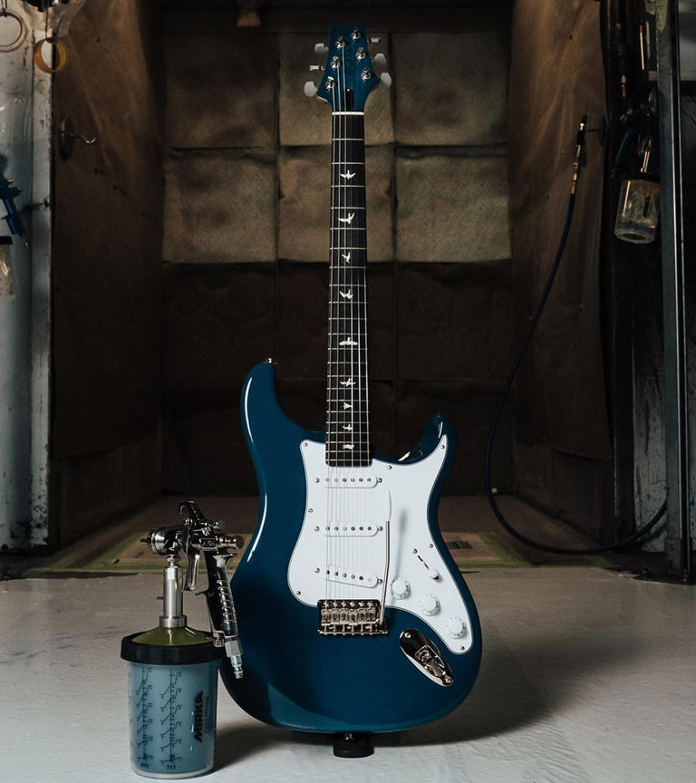 John Mayer’s PRS Silver Sky is getting defender paint because of course ...