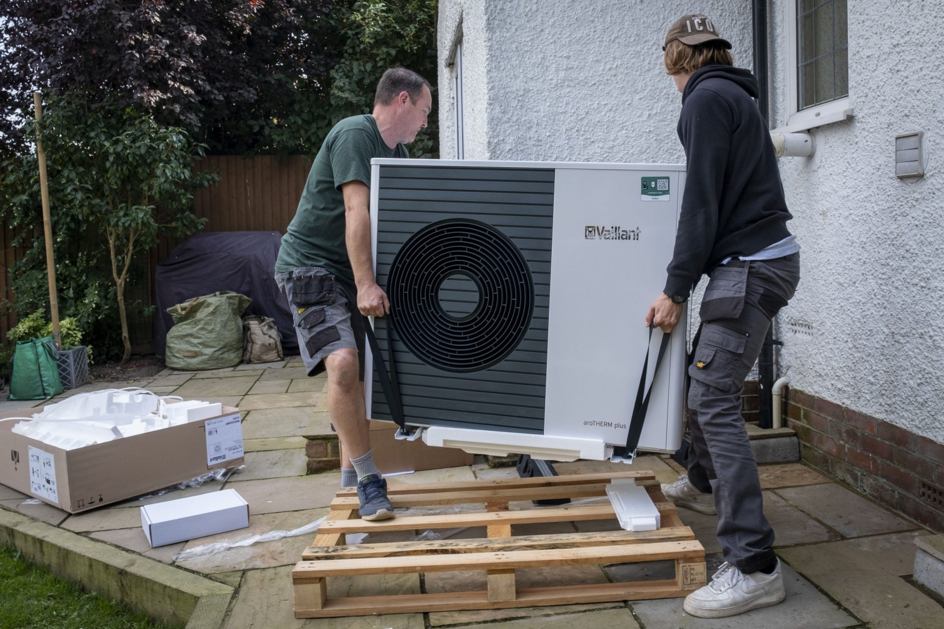The homes that face losing £230 energy savings if heat pump grants are cut