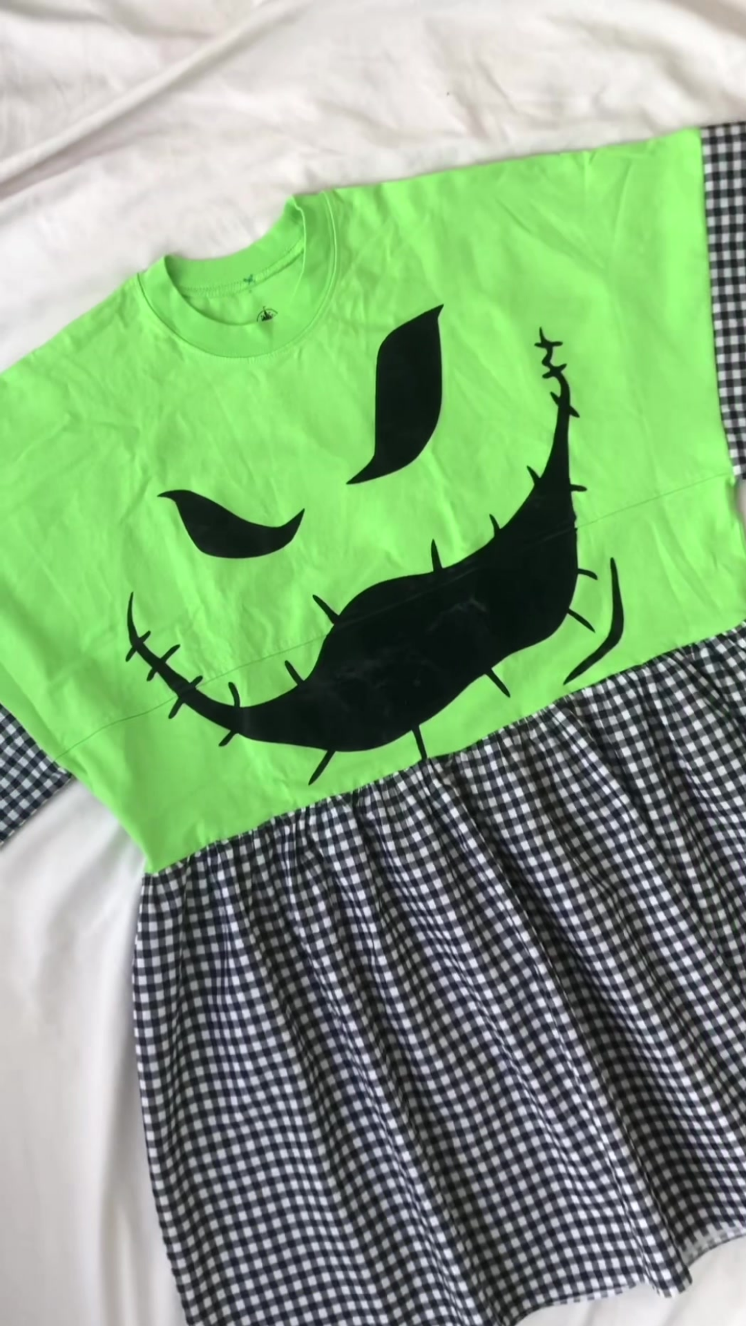 How a vintage dress became an Oogie Boogie inspired outfit