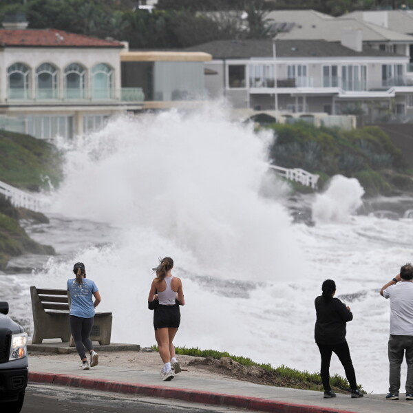 San Diego storm clears out, high surf and coastal flood warnings linger