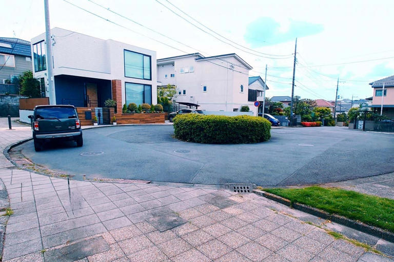 道路（画像：写真AC）