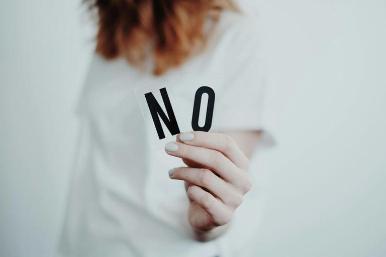 If you allow these 9 toxic behaviors, you've never experienced true love
