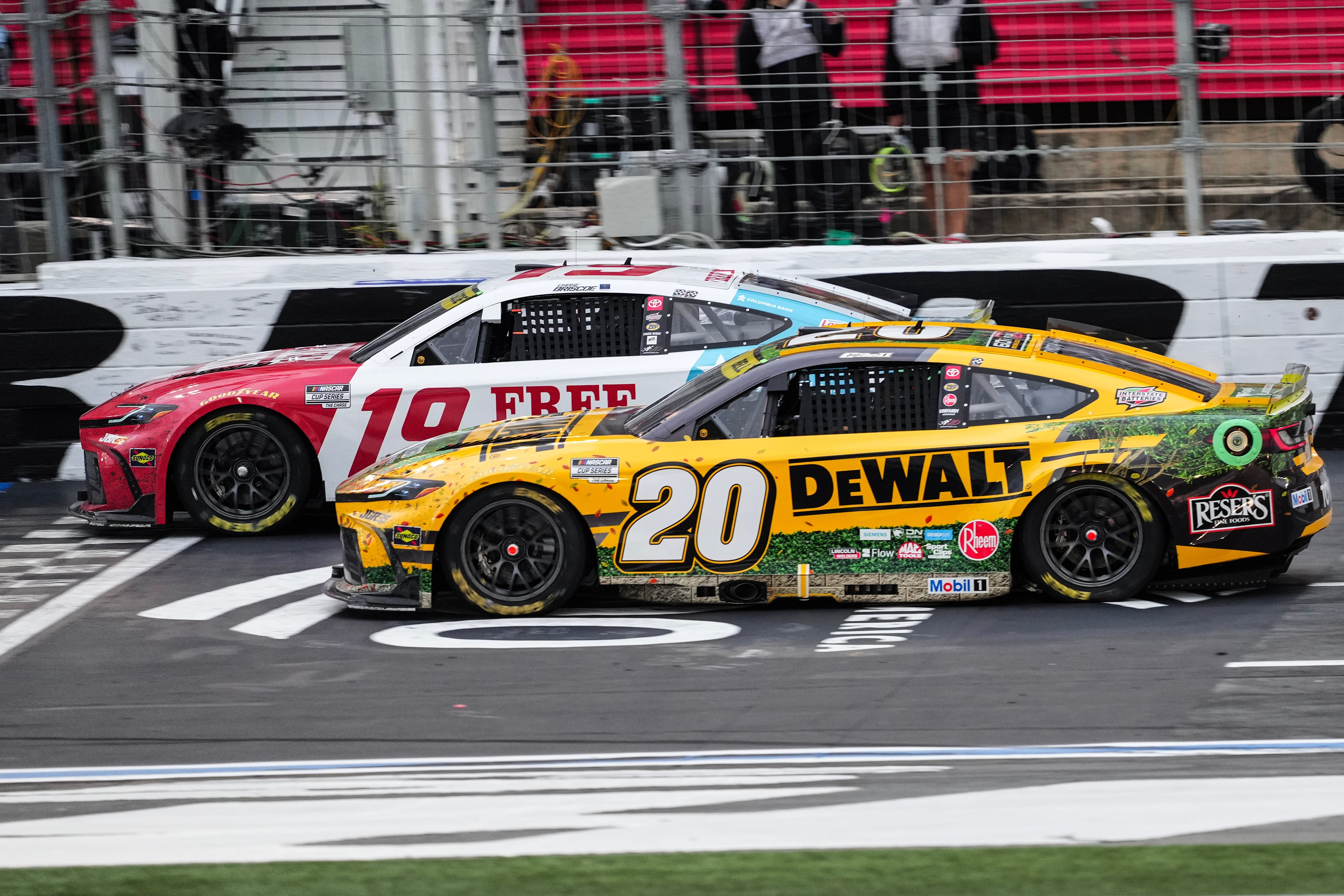 NASCAR race ends with thrilling photo finish at Charlotte Motor Speedway