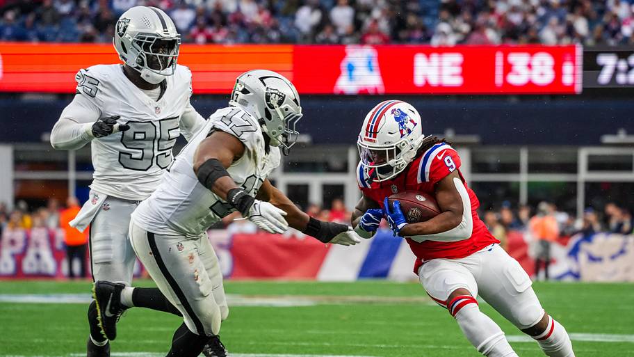2 positives and 3 negatives from Raiders’ concerning loss to Patriots