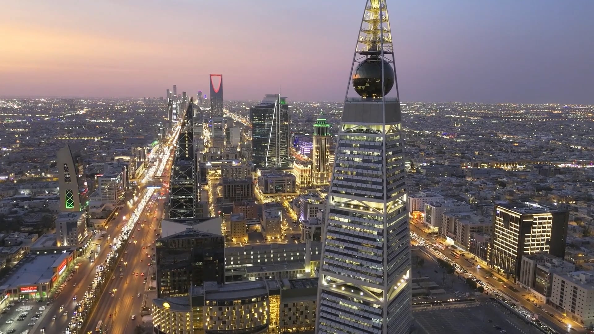 Riyadh Saudi Arabia: Drone views of the kingdom's financial capital ...