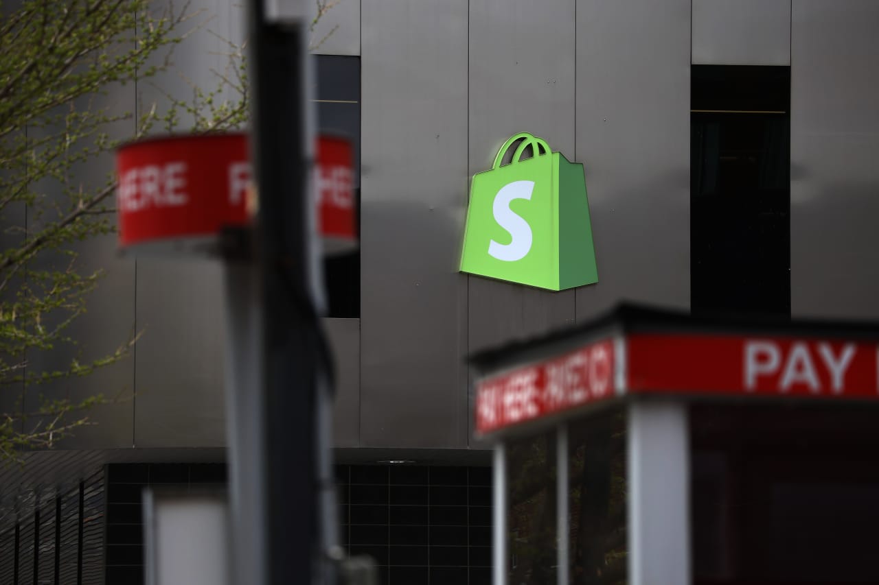 Shopify can win big with AI agents. Why it may take time.