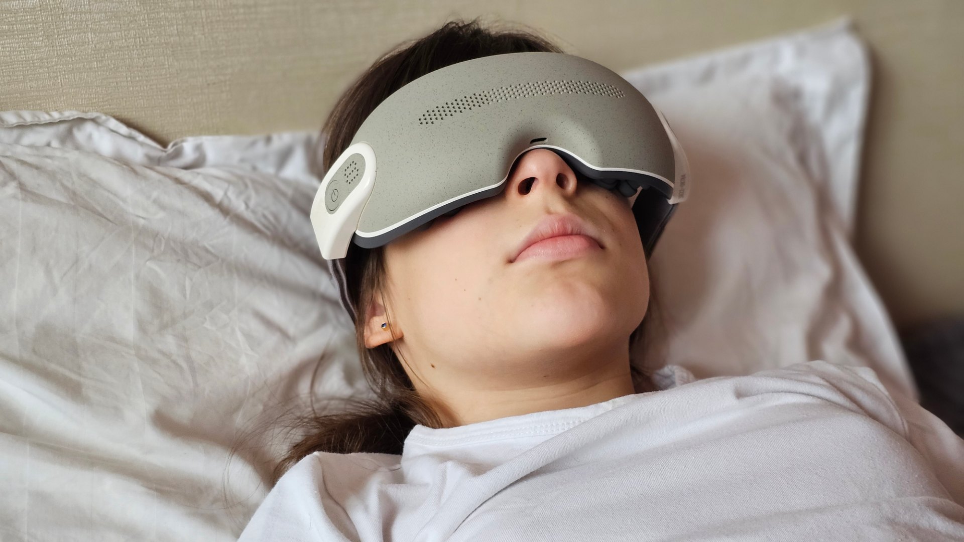 Sleep trackers tell you how badly you slept. EEG headbands actually fix it