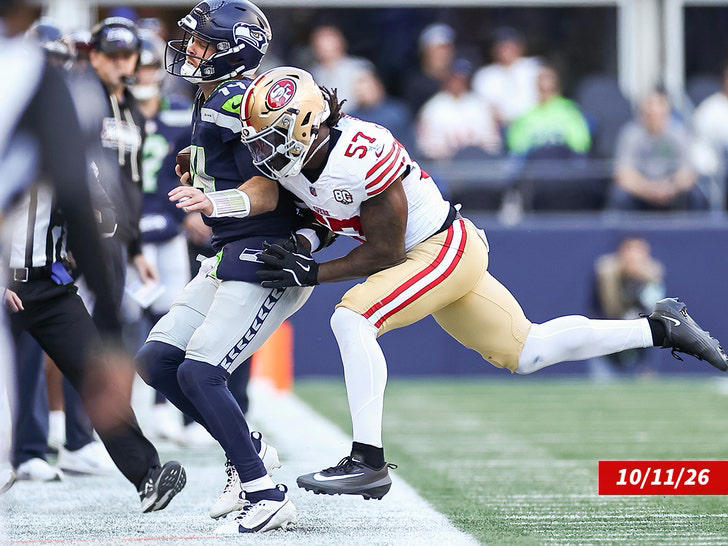 Niners' Dre Greenlaw suspended one game for headbutting Seahawks player