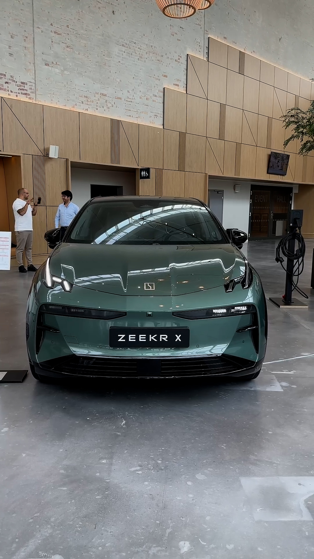 Zeekr X showcases dynamically changing lighting effects