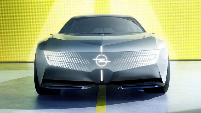 Opel STX concept is the box-flared bread van wagon of your dreams