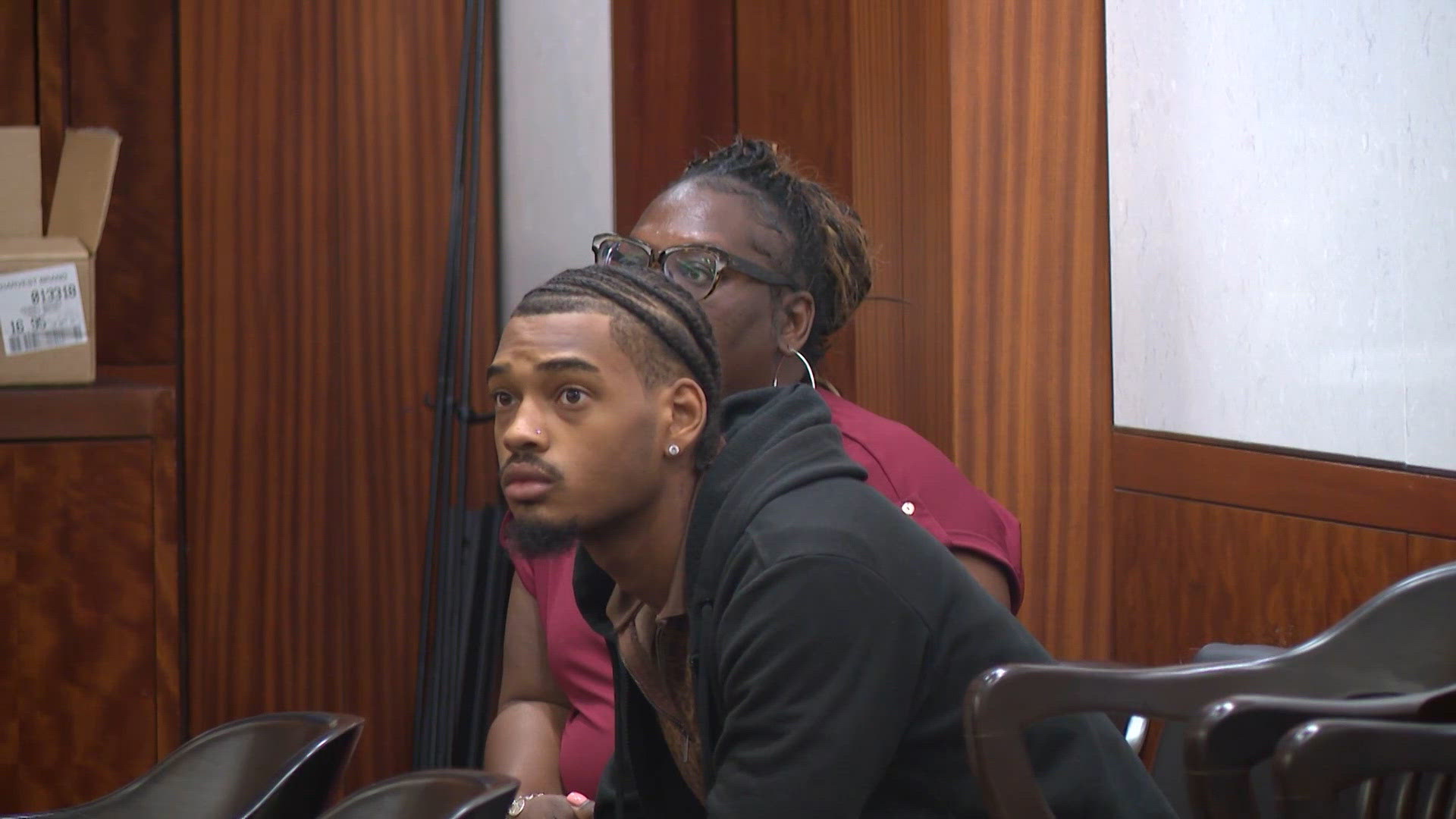 Judge increases bond for mother and son accused of scamming elderly ...