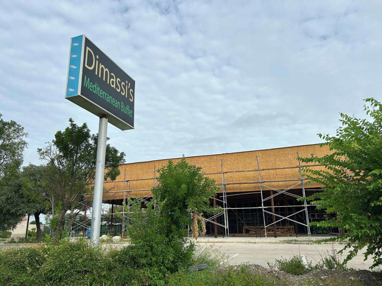 A new Japanese restaurant is moving into this shuttered San Antonio buffet