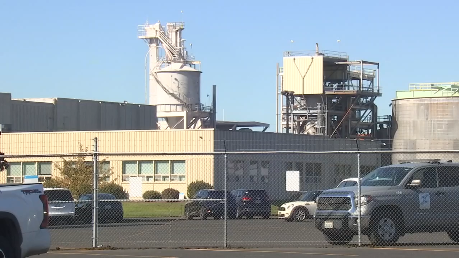 Back to work: Union employees return to Longview paper mill 5 months ...