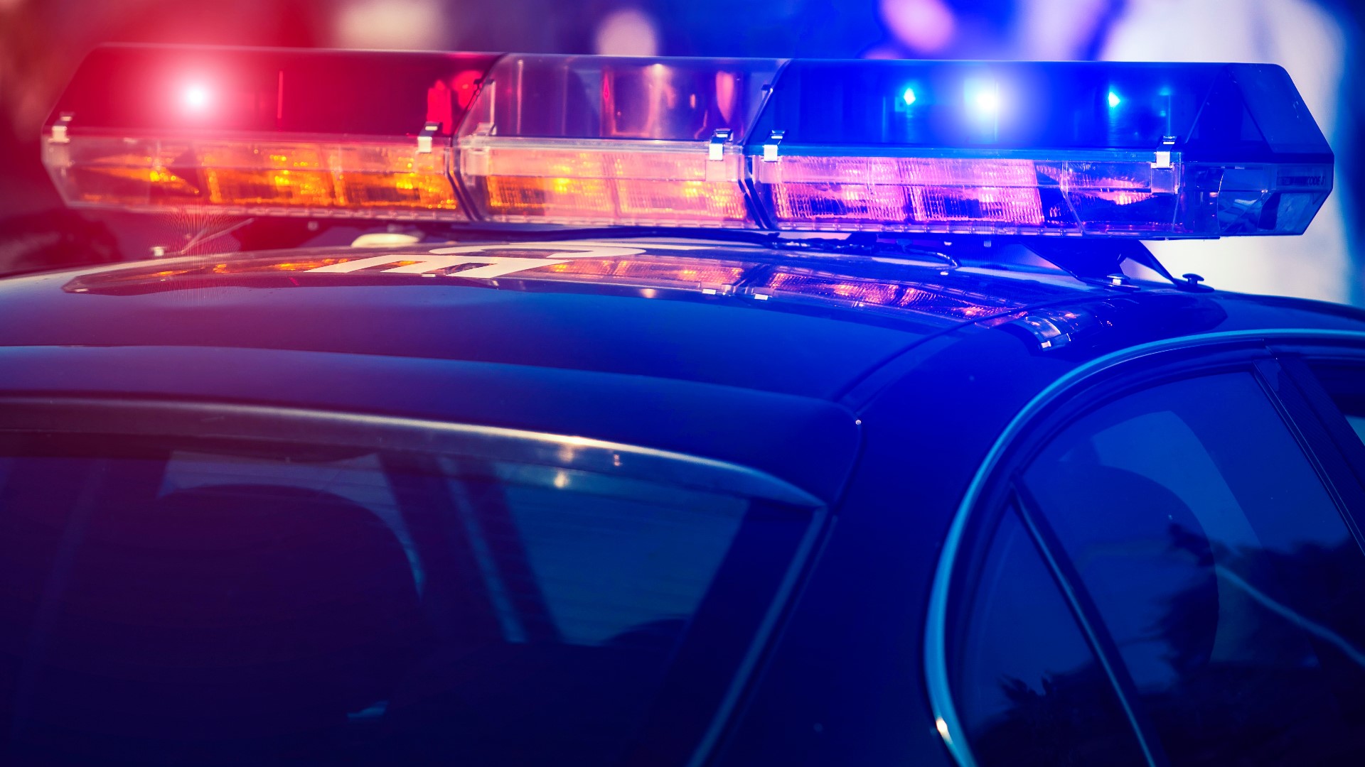 Hunter's bullet strikes and kills Sweet Home man