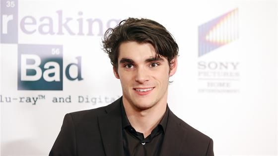 'Breaking Bad' star RJ Mitte dead at 34