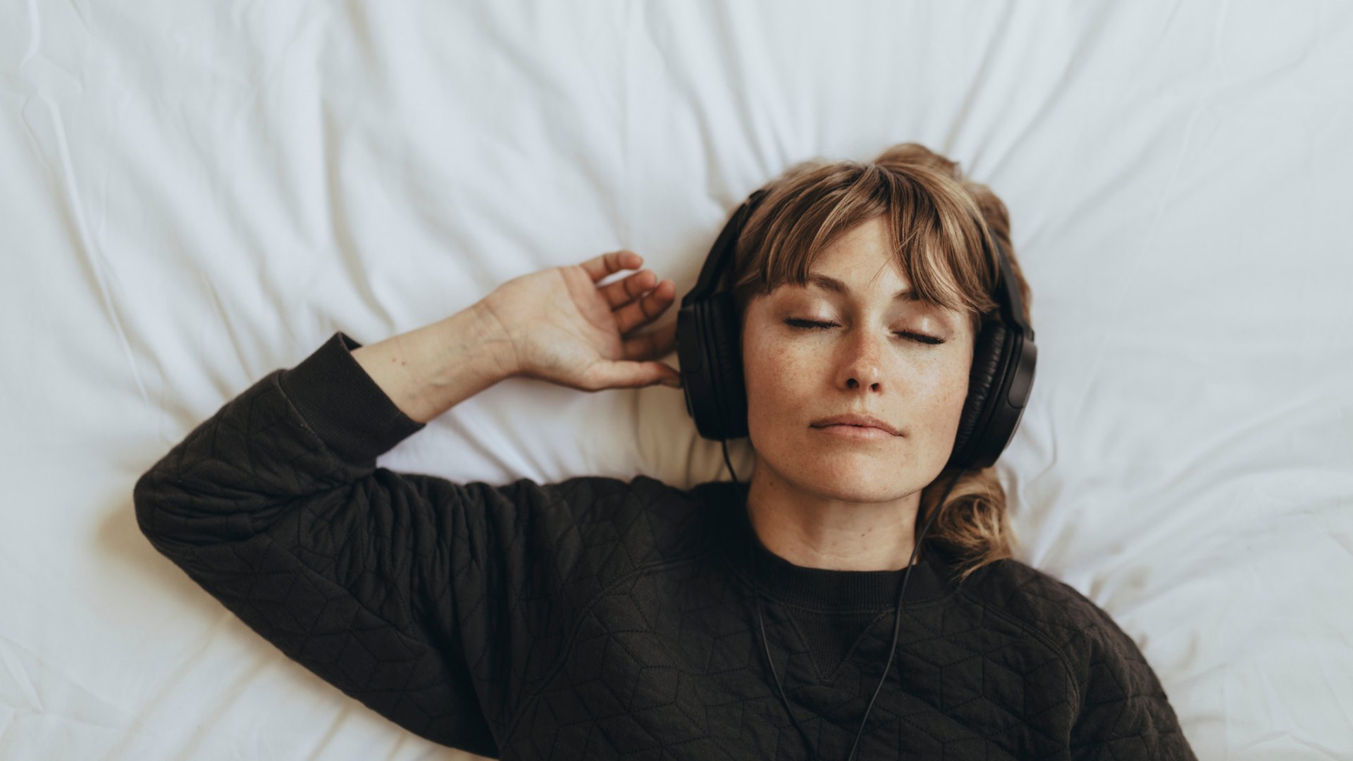 White, pink or brown: Which noise color do sleep experts actually ...
