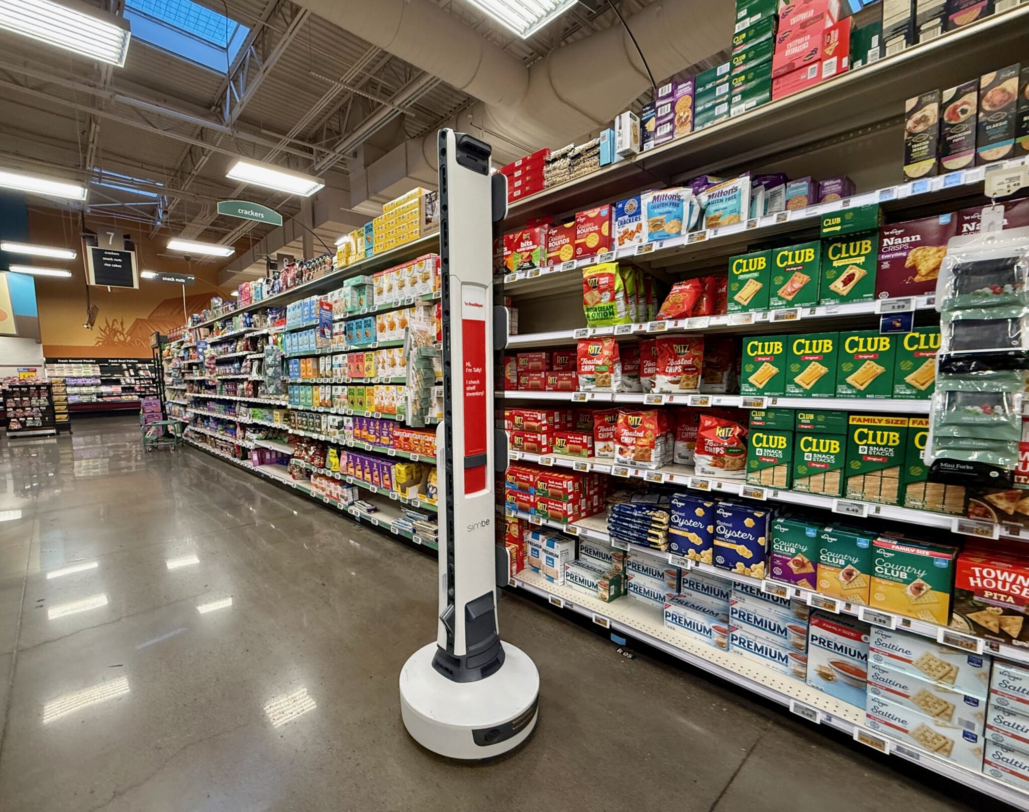 Robot on aisle 7: Customers react to autonomous inventory machine ...