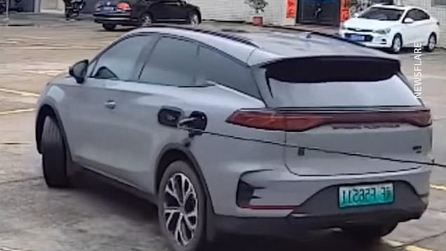 Driver forgets to unplug his car from charger