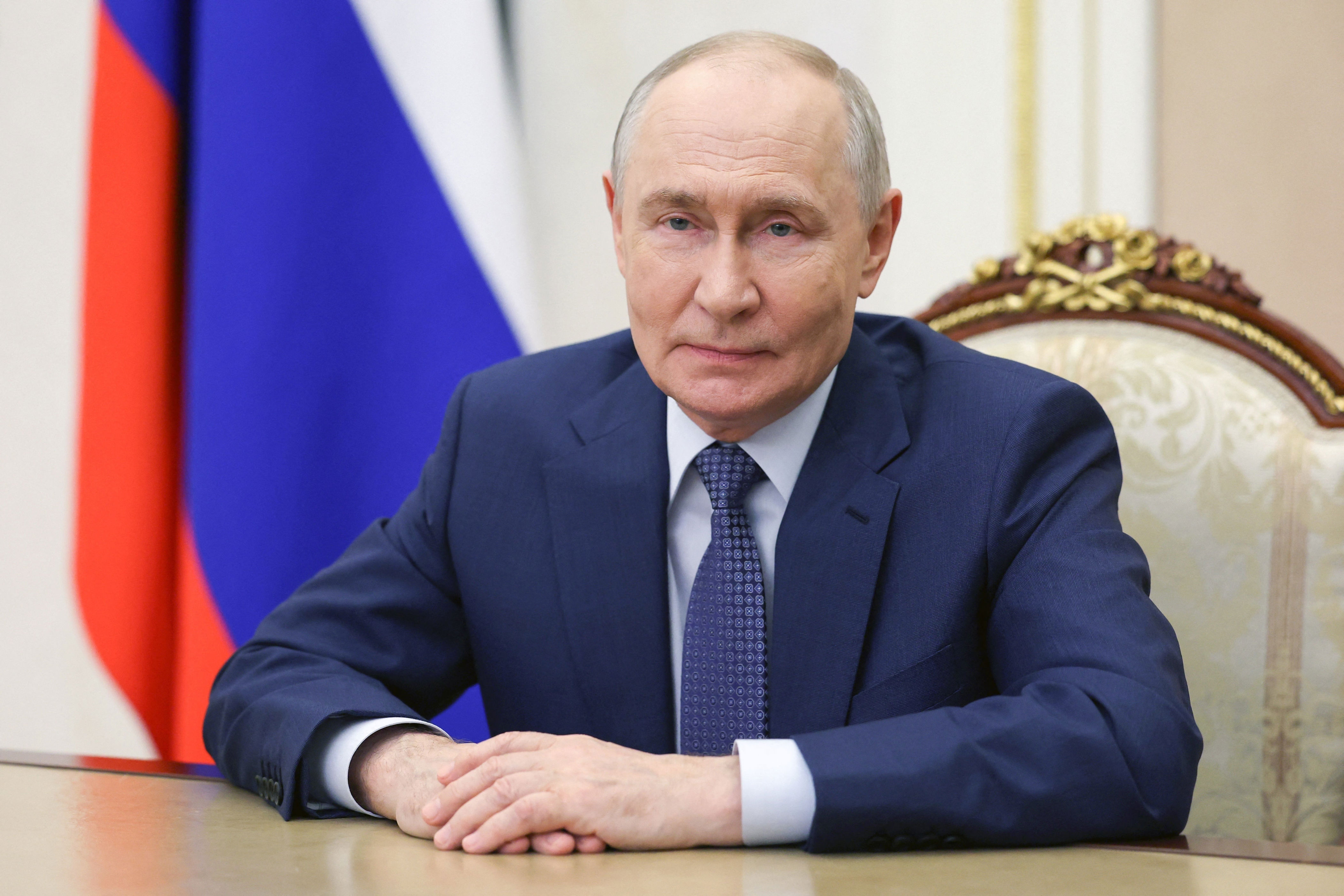 NATO commander tells Putin: If you attack, we will destroy everything