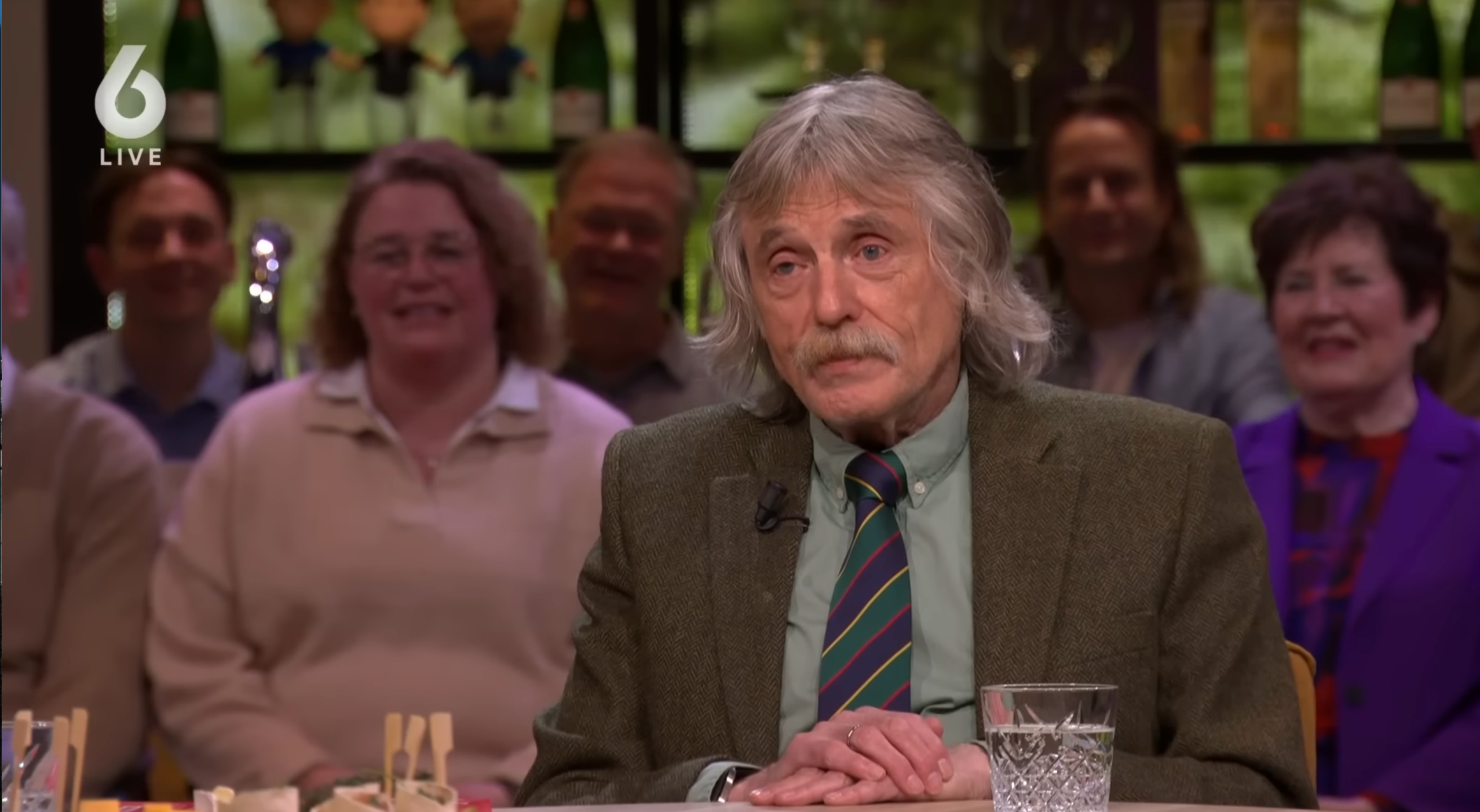 Derksen hard: 'Ze hebben gewoon een kutelftal, is de td ...