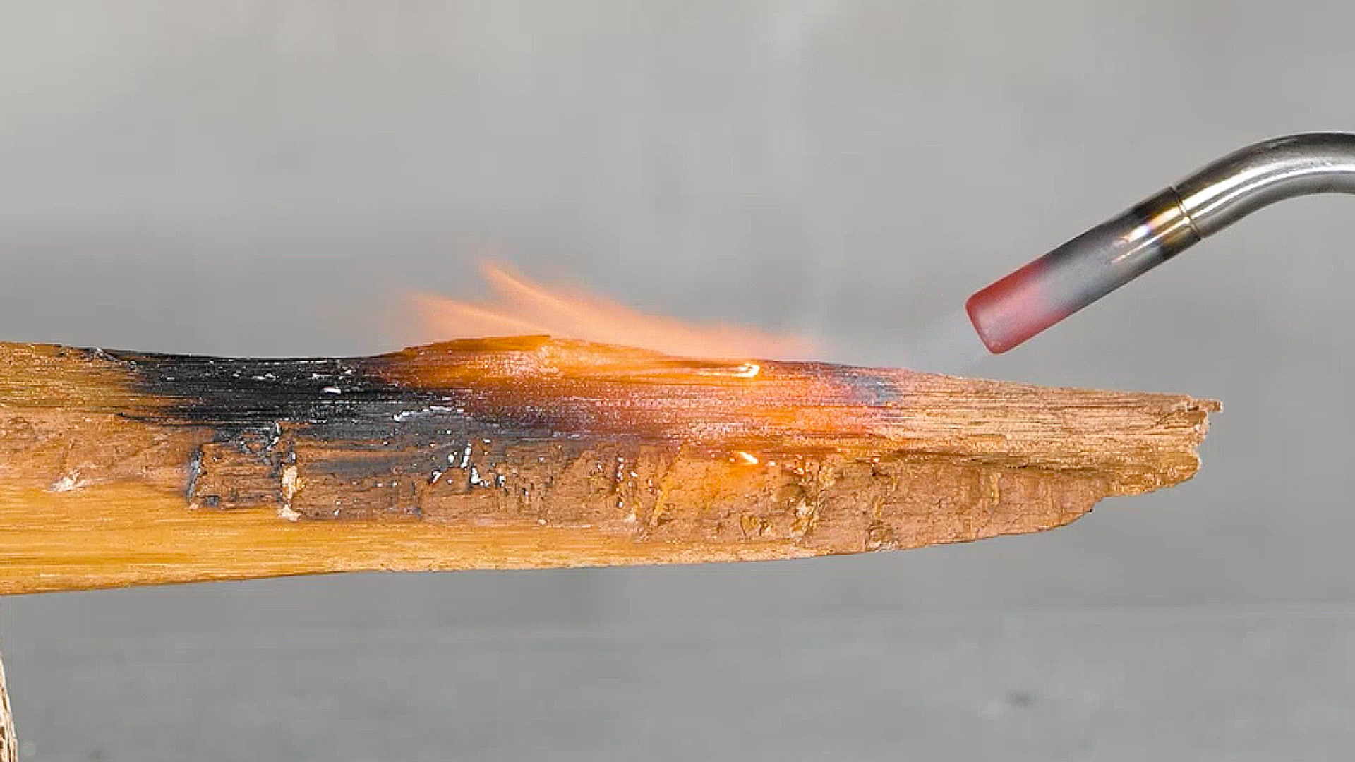 How to remove rust and bring old axes back to life