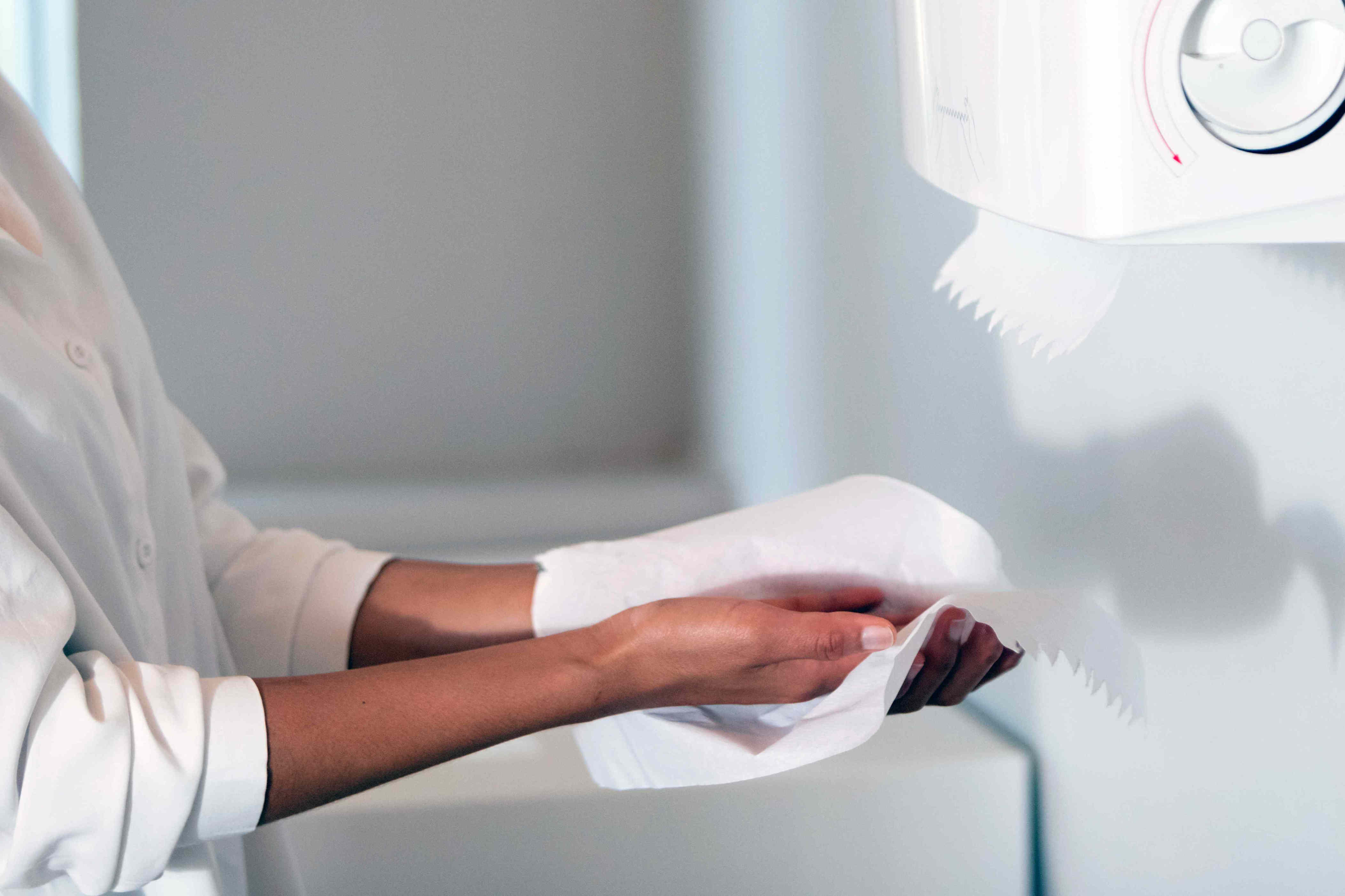 How to dry your hands with just one paper towel—and why it works