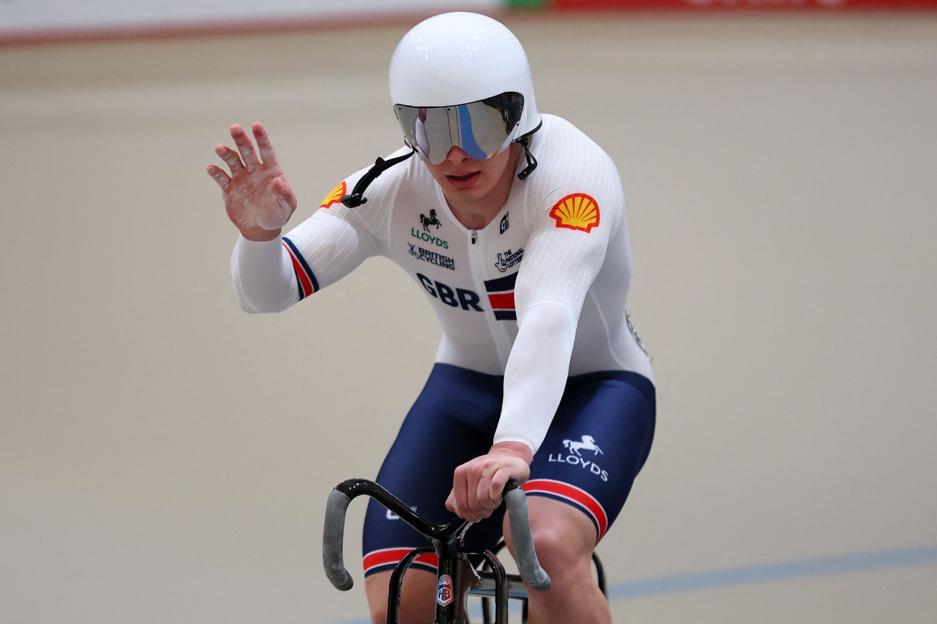 Track sprinter Matthew Richardson withdrawn from World Championships by GB